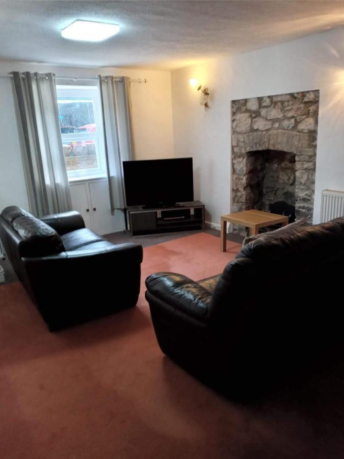 2 Bedroom Cottage In Porthcawl Exterior foto